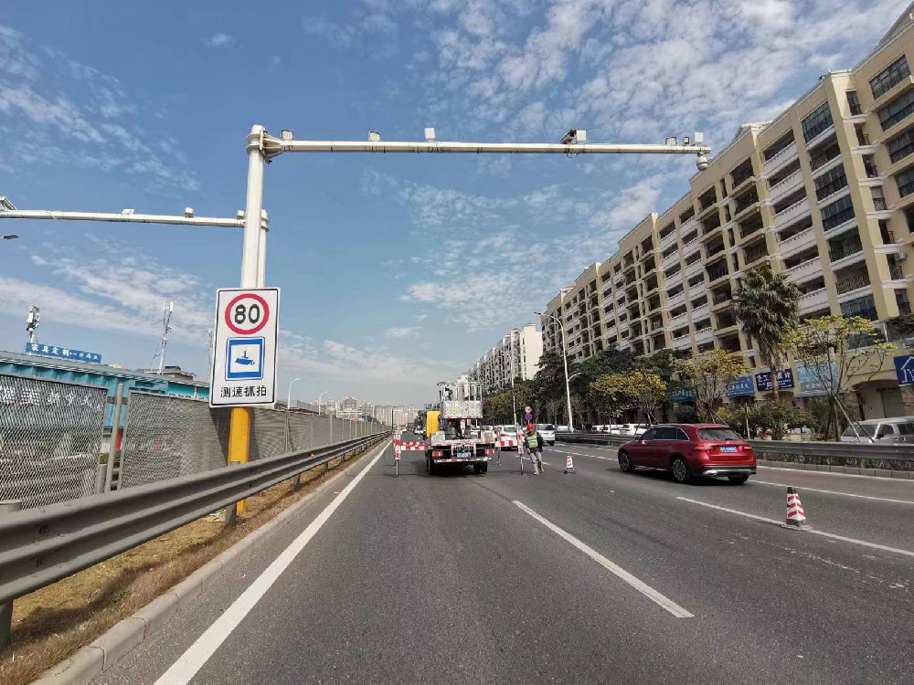 电子警察抓拍系统施工安装建设案例--雷达测速抓拍系统安装建设