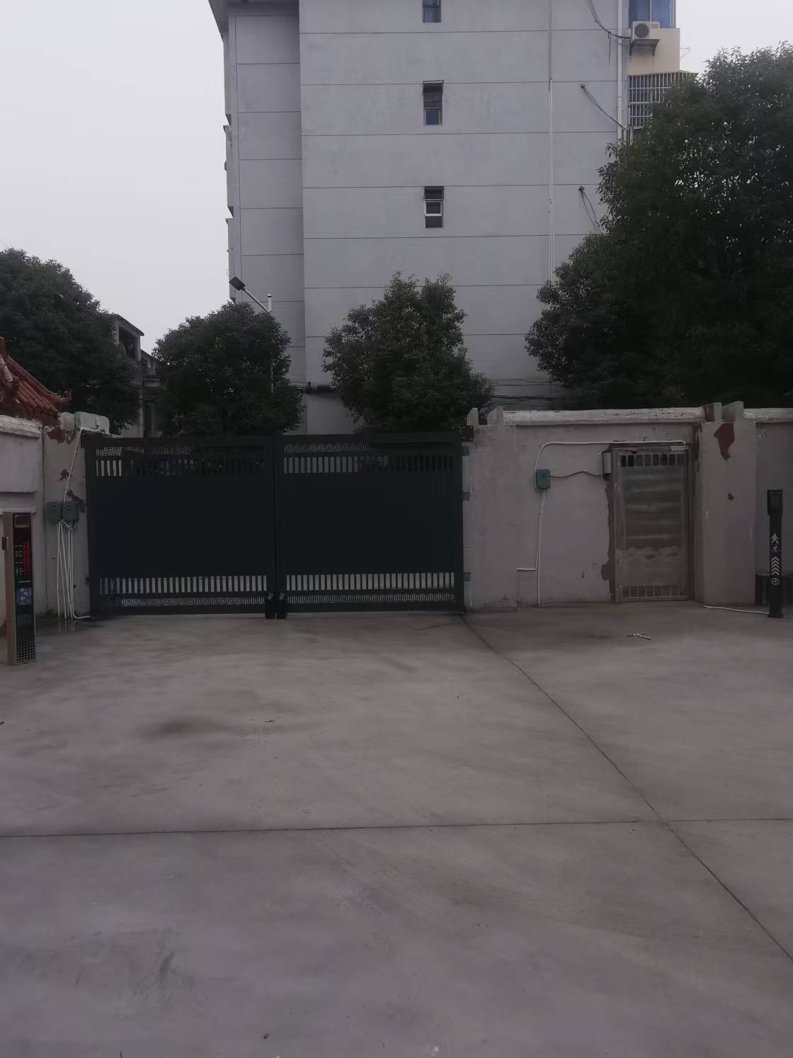 车牌识别自动开关门系统